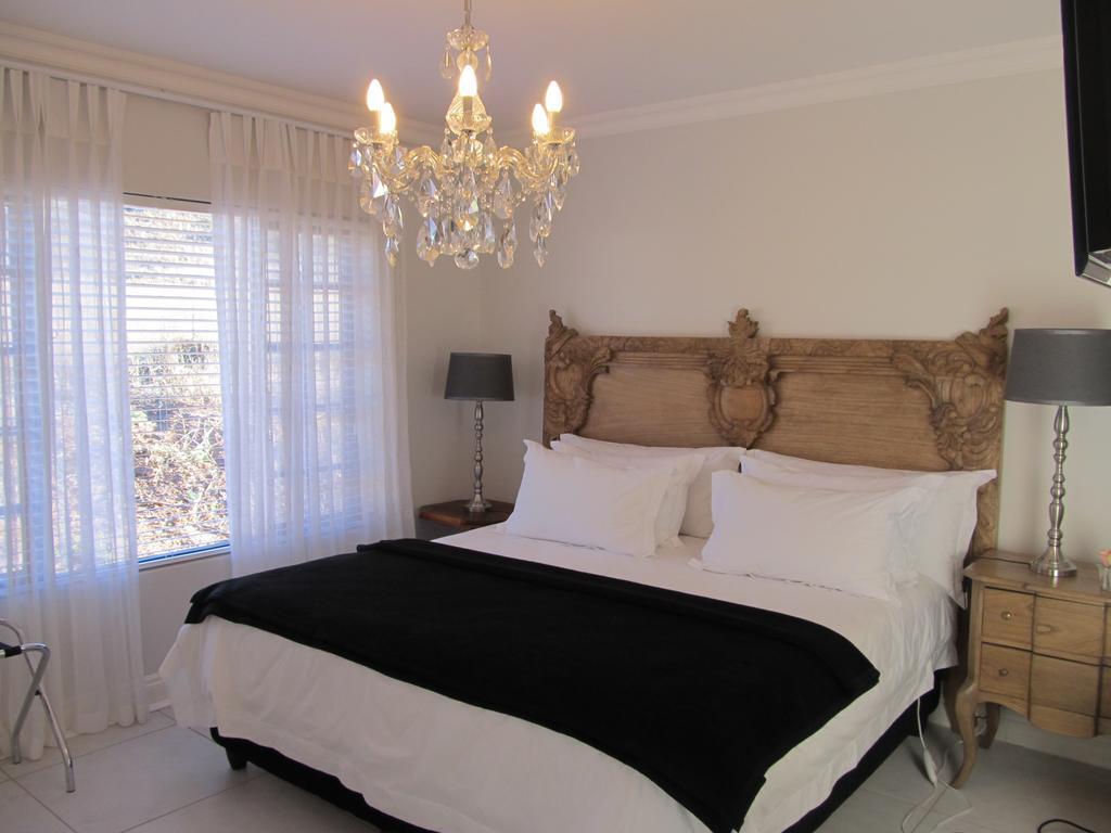 La Riviera Boutique Guesthouse & Spa Aliwal North Bilik gambar